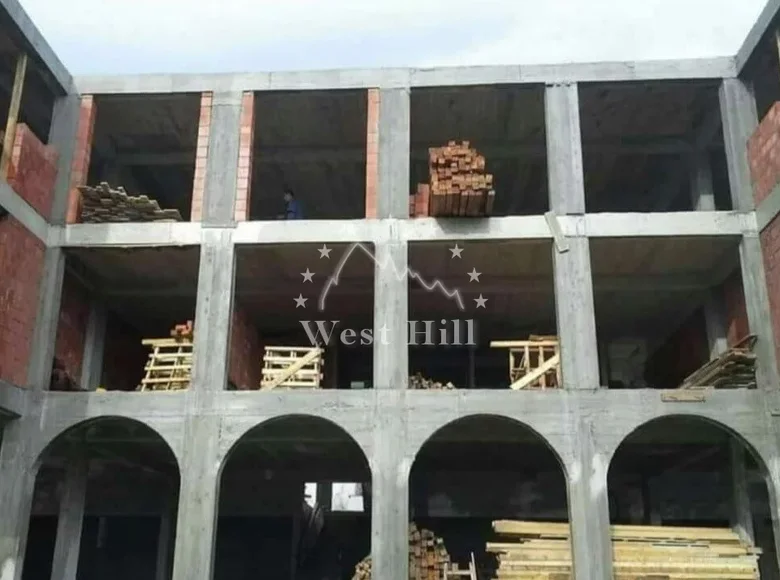 Maison 20 chambres 692 m² Seoce, Monténégro