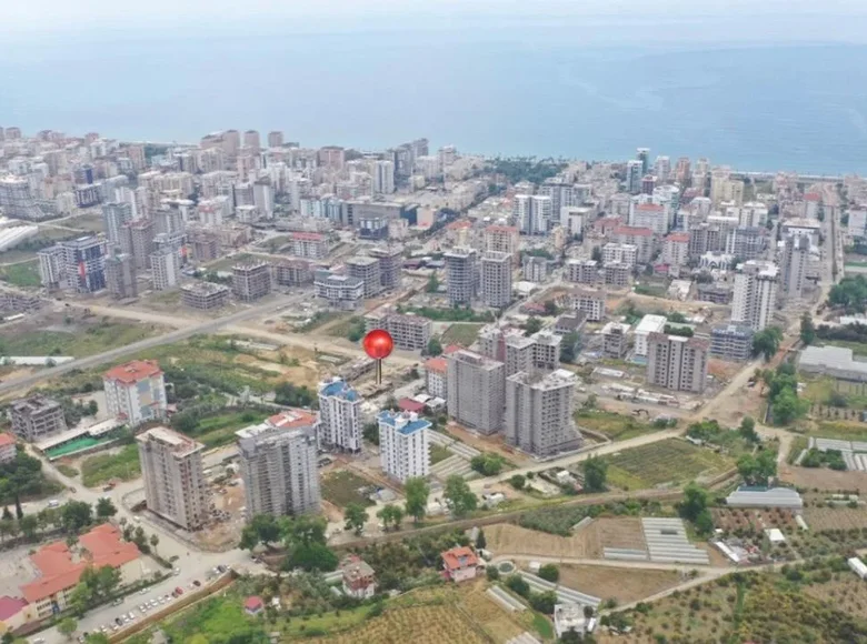 Квартира 2 комнаты  Махмутлар, Турция