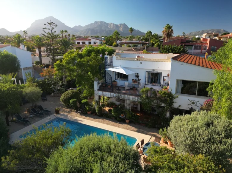 Willa 4 pokoi 360 m² lAlfas del Pi, Hiszpania