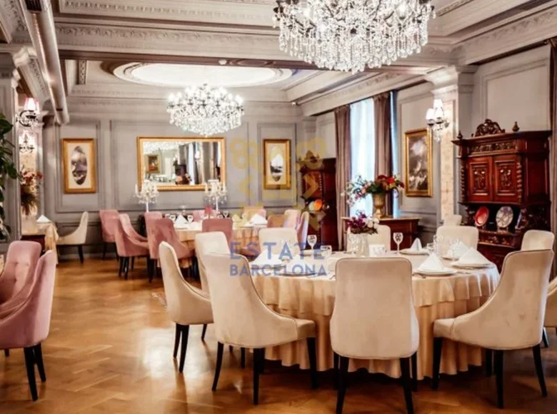 Restaurant 370 m² in Barcelona, Spain