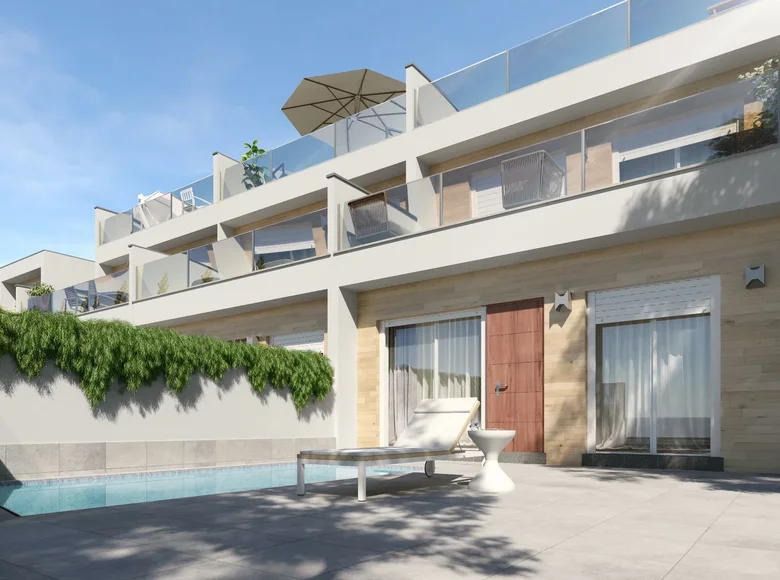 Villa de tres dormitorios 112 m² San Pedro del Pinatar, Španjolska