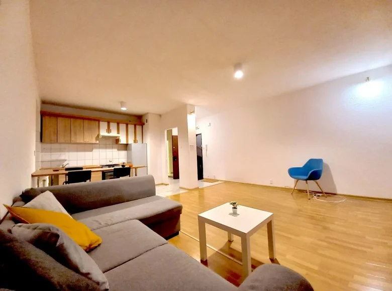 Mieszkanie 2 pokoi 53 m² w Warszawa, Polska