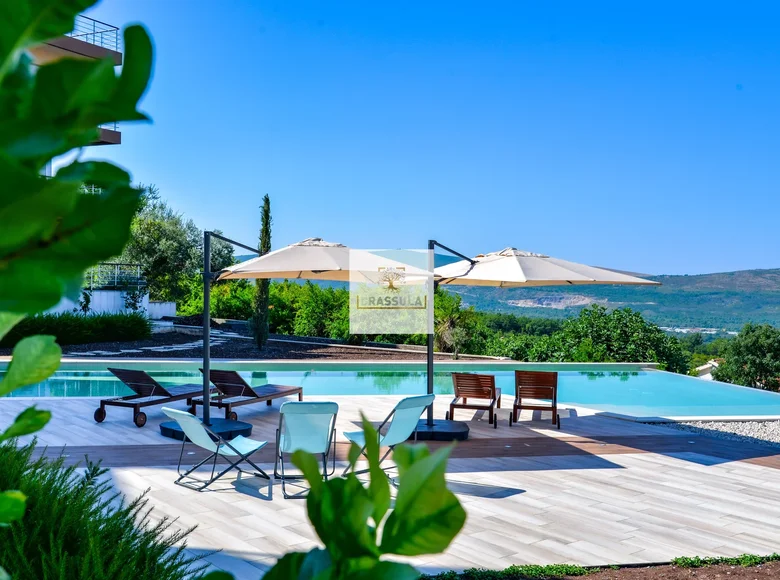 Квартира 3 спальни 120 м² Skaljari, Черногория