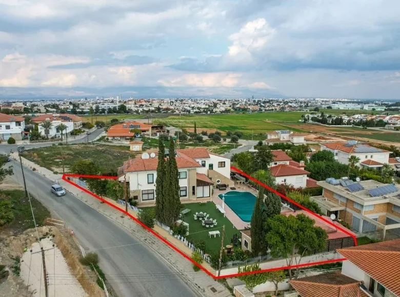 Chalet 372 m² Strovolos, Chypre