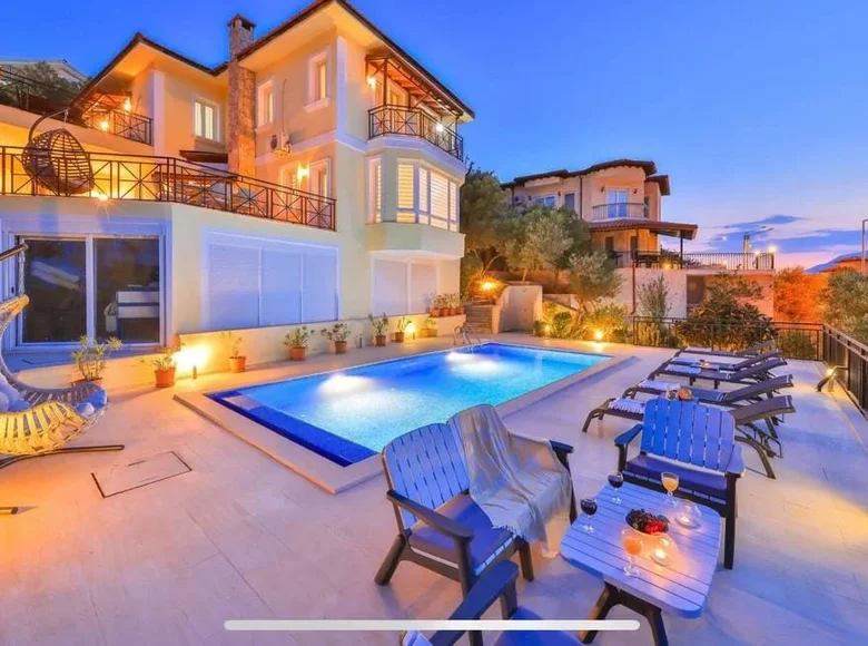 5-Schlafzimmer-Villa 250 m² Türkei, Türkei