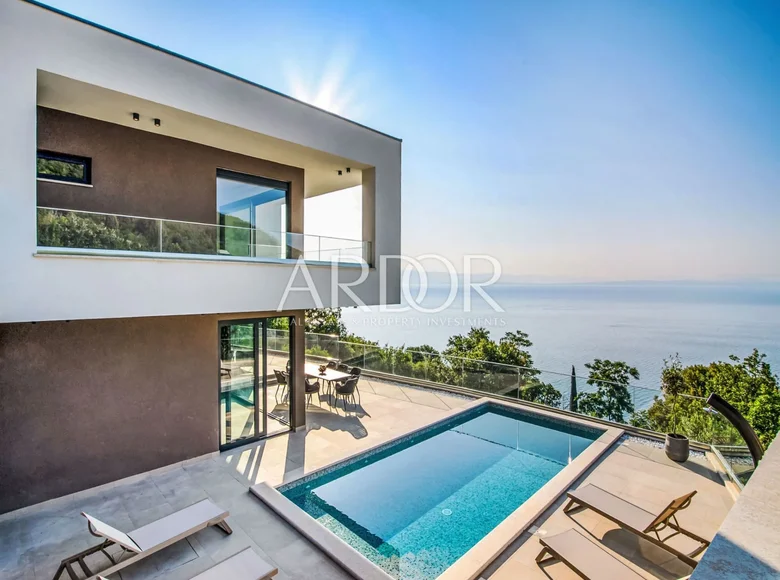 3 bedroom villa 209 m² Medveja, Croatia