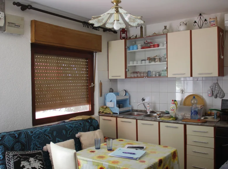 2 bedroom house 45 m² Miljevci, Montenegro