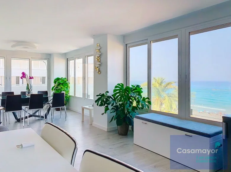 Apartment 116 m² Alicante, Spain
