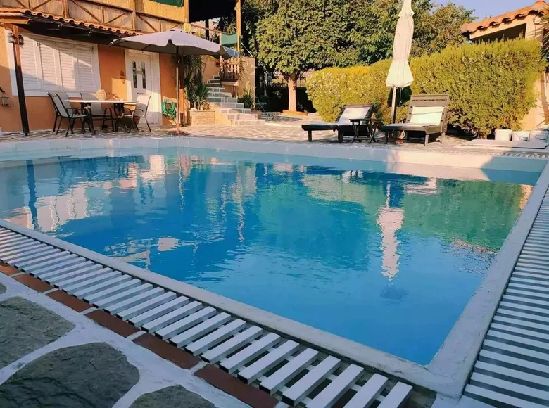 4 bedroom Villa 220 m² Municipality of Saronikos, Greece