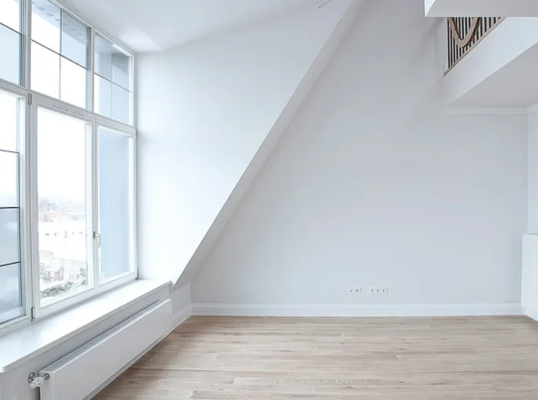 Mieszkanie 4 pokoi 118 m² Ryga, Łotwa