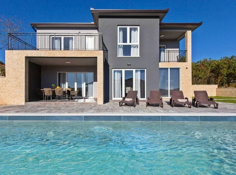 3 bedroom villa 147 m² Rabac, Croatia