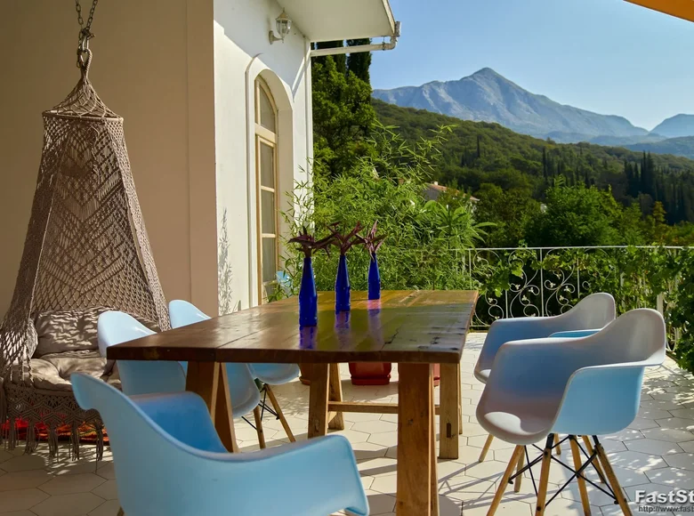villa de 5 chambres 155 m² Herceg Novi, Monténégro