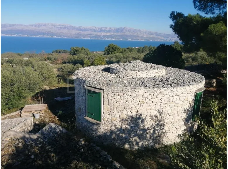 Atterrir 20 000 m² Mirca, Croatie