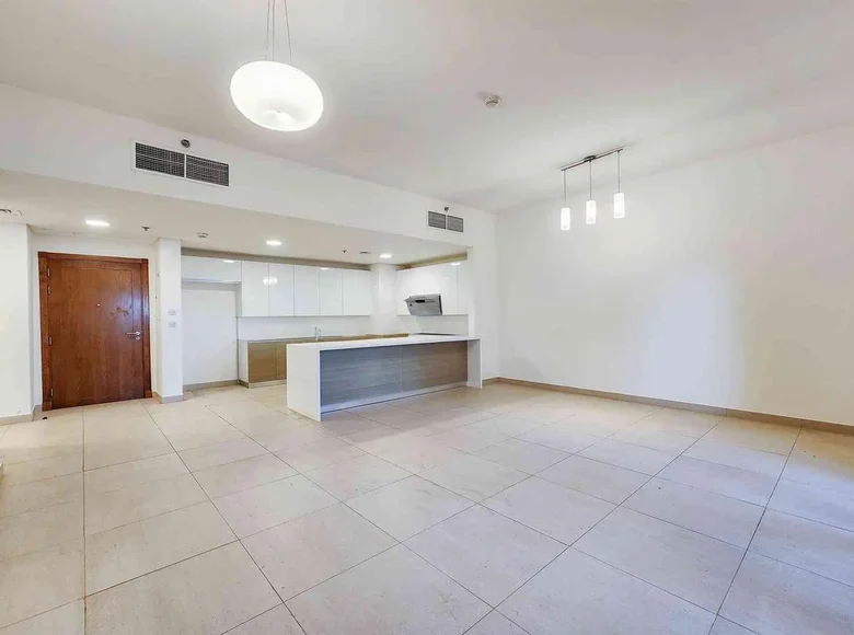 Mieszkanie 2 pokoi 1 376 m² Dubaj, Emiraty Arabskie