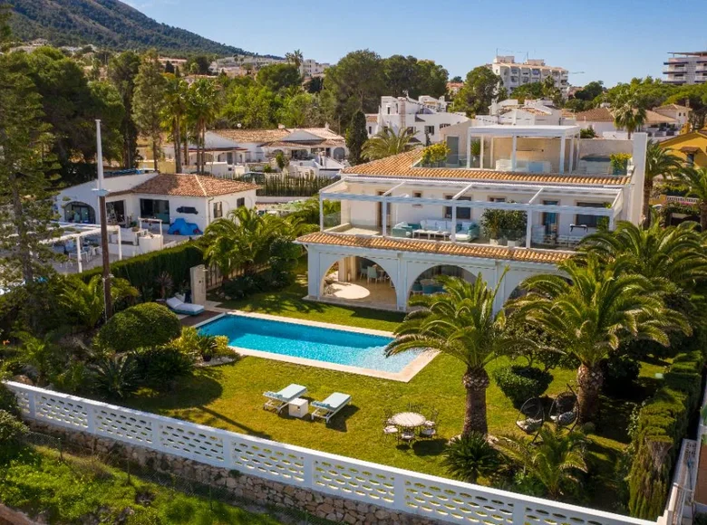 6 bedroom villa 594 m² lAlfas del Pi, Spain