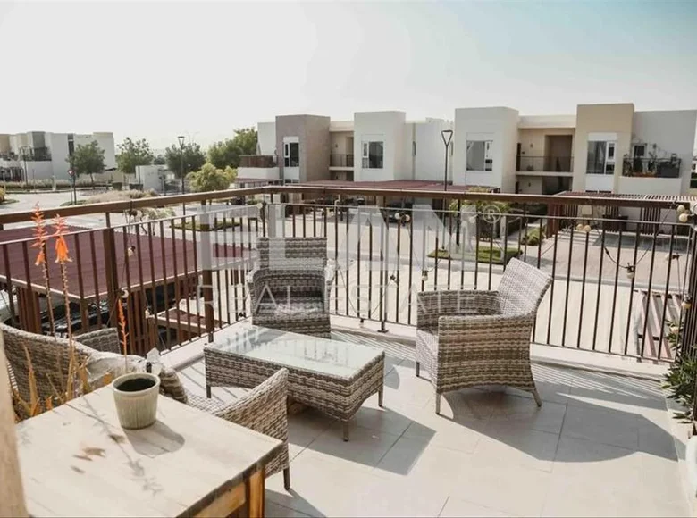 Квартира 2 комнаты 1 301 м² Дубай, ОАЭ