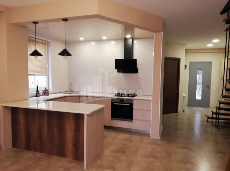 Villa 8 habitaciones 300 m² Tiflis, Georgia