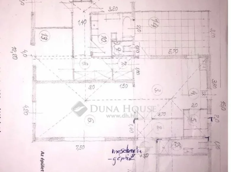 House 2 bathrooms 178 m² in Central Hungary, All countries