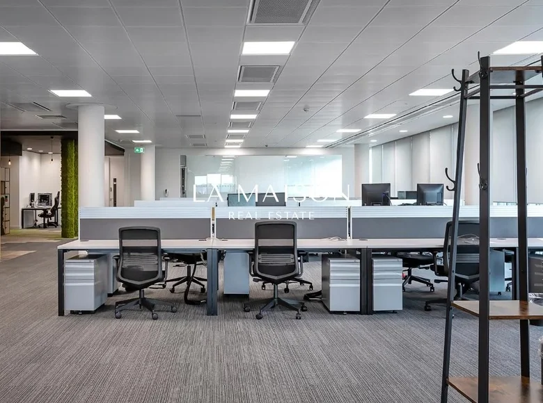 Büro 413 m² in Strovolos, Zypern