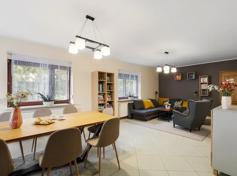 House 150 m² Dopiewiec, Poland