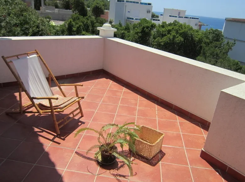 Casa 3 habitaciones 380 m² Kunje, Montenegro