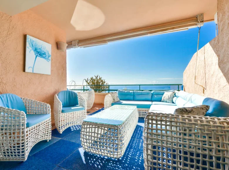 2 bedroom apartment 98 m² Alicante, Spain