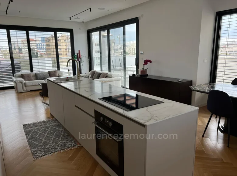 Penthouse 4 rooms 120 m² in Raanana, Israel