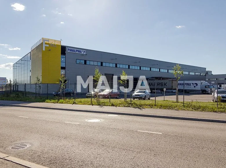 Office 401 m² in Helsinki sub-region, Finland