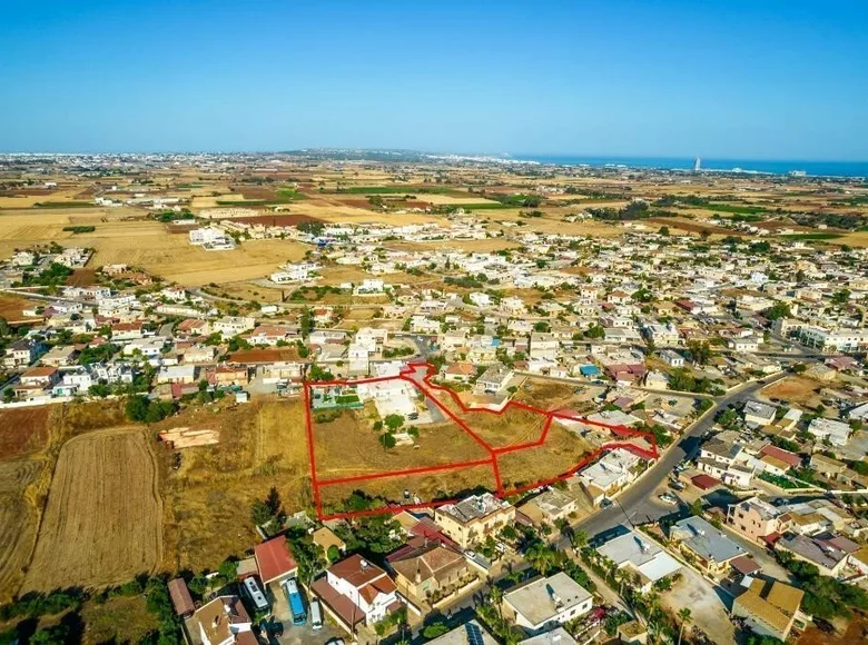 Atterrir  Liopétri, Chypre
