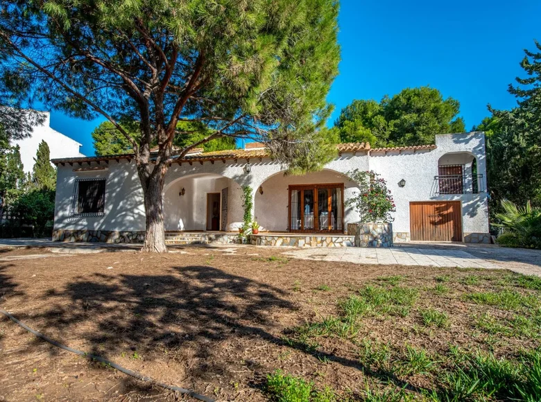 4-Schlafzimmer-Villa 207 m² Abadin, Spanien