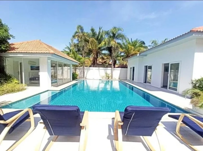 Willa 12 pokojów 816 m² Pattaya City, Tajlandia