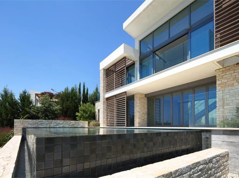 Villa de tres dormitorios 243 m² Tsada, Chipre