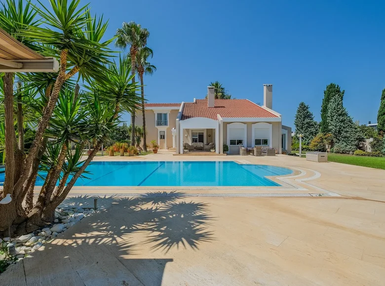 Villa 11 habitaciones 900 m² Narlidere, Turquía