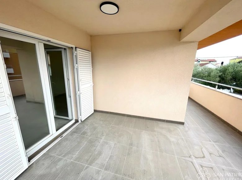 Mieszkanie 3 pokoi 101 m² Grad Biograd na Moru, Chorwacja