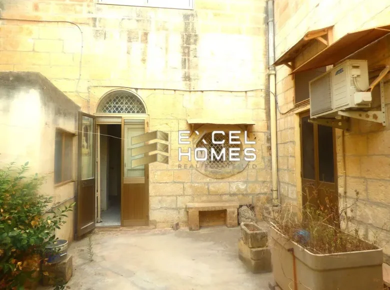 Casa 3 habitaciones  Birkirkara, Malta