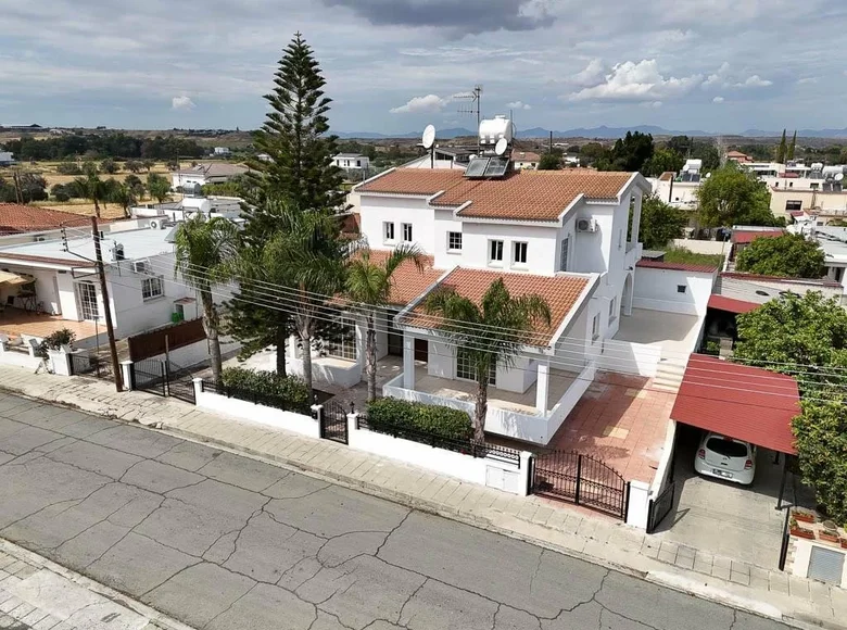 Maison 4 chambres 300 m² Dali, Chypre