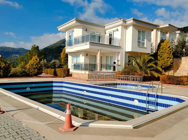 Willa 4 pokoi 210 m² Muratpasa, Turcja