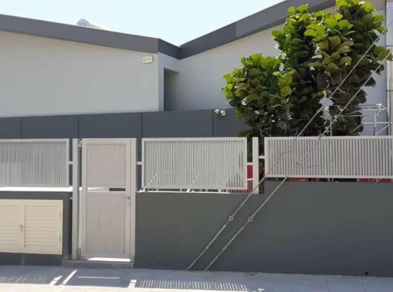 Maison 4 chambres 265 m² Demos Agiou Athanasiou, Chypre