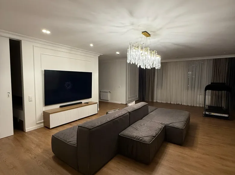 3 room apartment 135 m² Minsk, Belarus