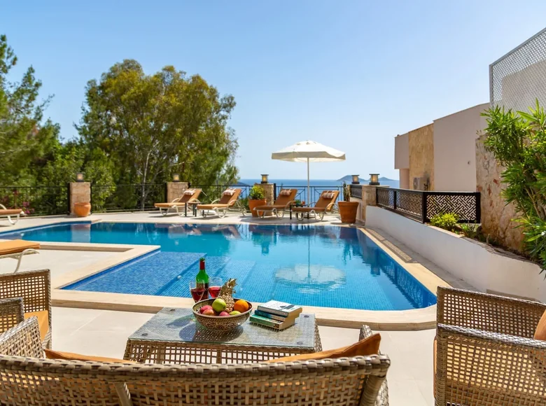 Willa 5 pokojów 250 m² Kalkan, Turcja