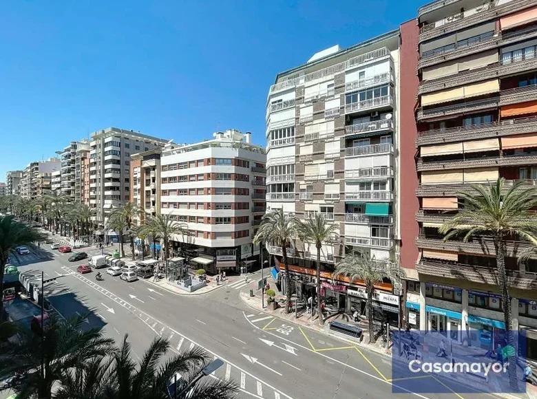 Apartment 89 m² Alicante, Spain
