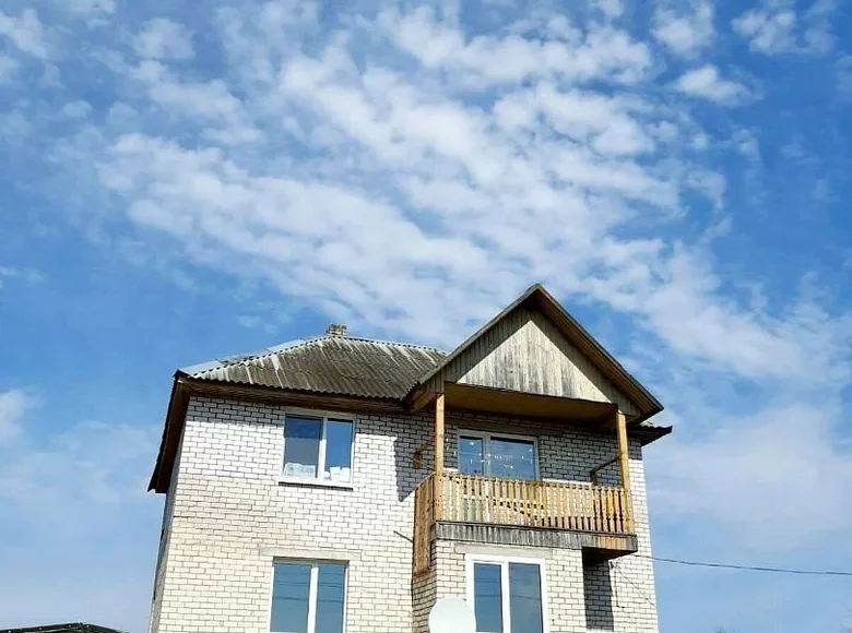 Cottage 137 m² in Valyncy, Belarus