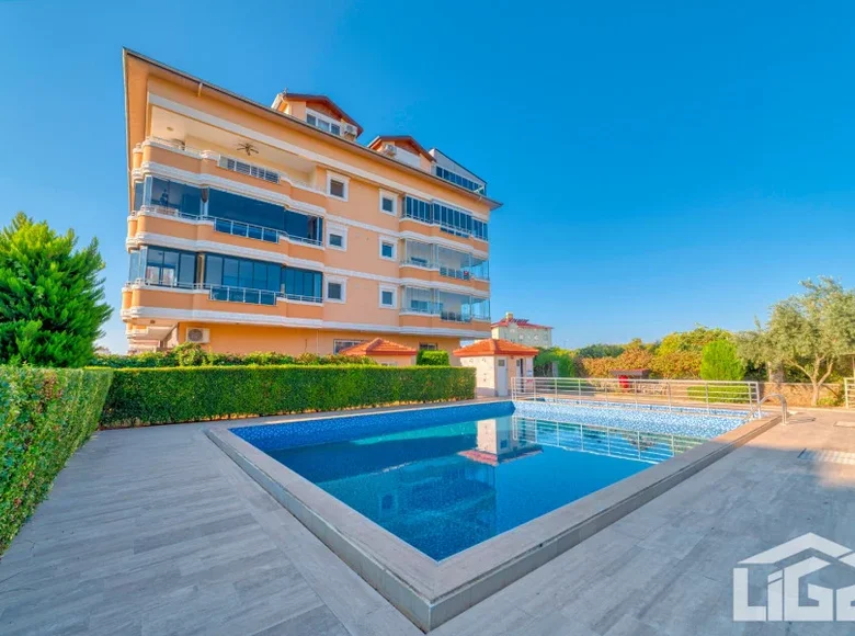 Penthouse 4 rooms 230 m² Oba, Turkey