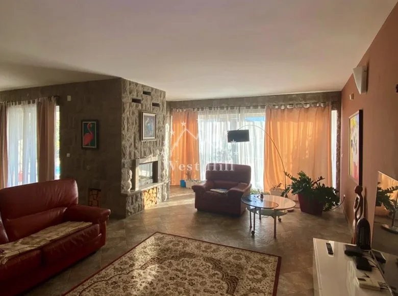 Дом 4 комнаты 495 м² Бечичи, Черногория