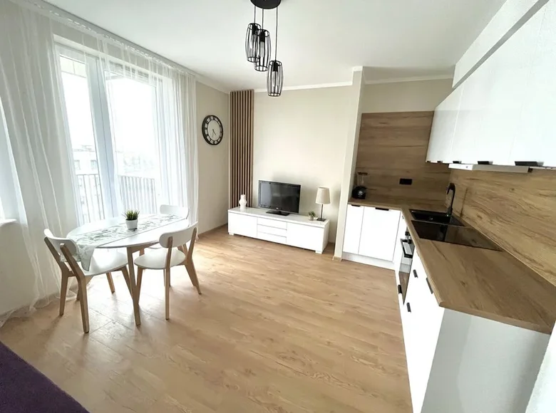 Mieszkanie 2 pokoi 41 m² w Warszawa, Polska