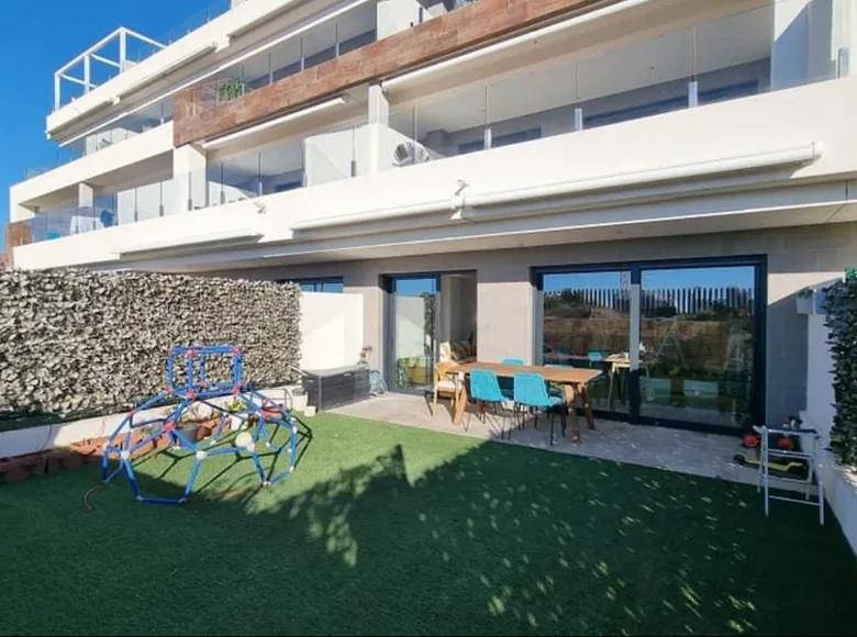 Вилла 3 спальни 240 м² Finestrat, Испания