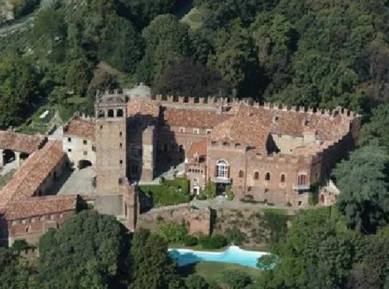 Investition 5 962 m² Alessandria, Italien