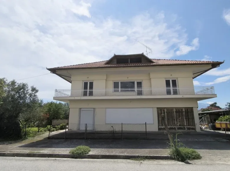 2 bedroom Villa 344 m² Neo Keramidi, Greece