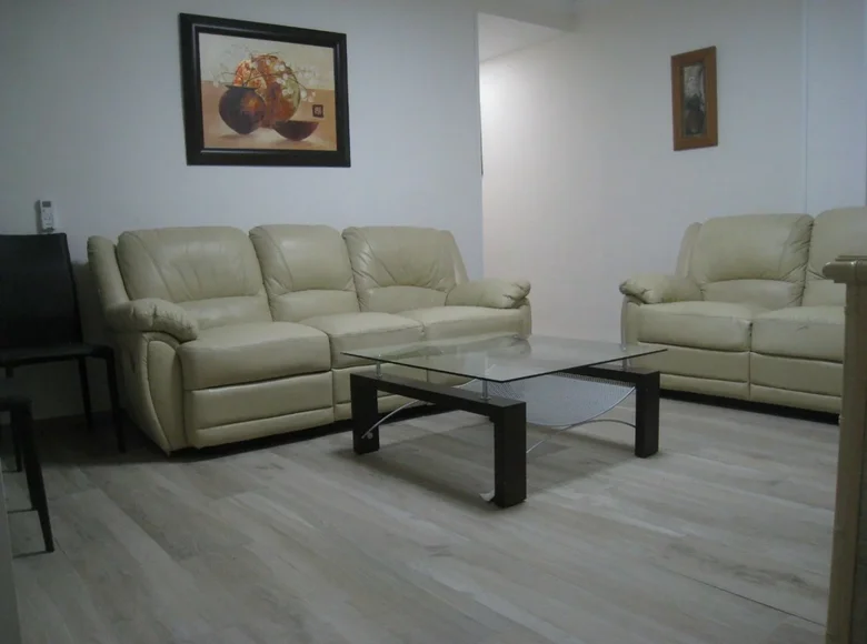 Mieszkanie 3 pokoi 125 m² Antequera, Hiszpania