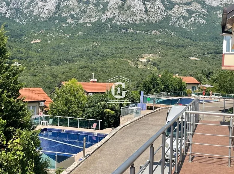 3 bedroom townthouse 122 m² Bar, Montenegro